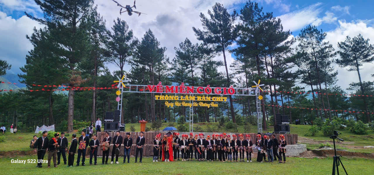 THÀNH CÔNG RỰC RỠ – PHỤC DỰNG ĐÁM CƯỚI NGƯỜI DAO ĐỎ TẠI MƯỜNG THAN TỈNH LAI CHÂU