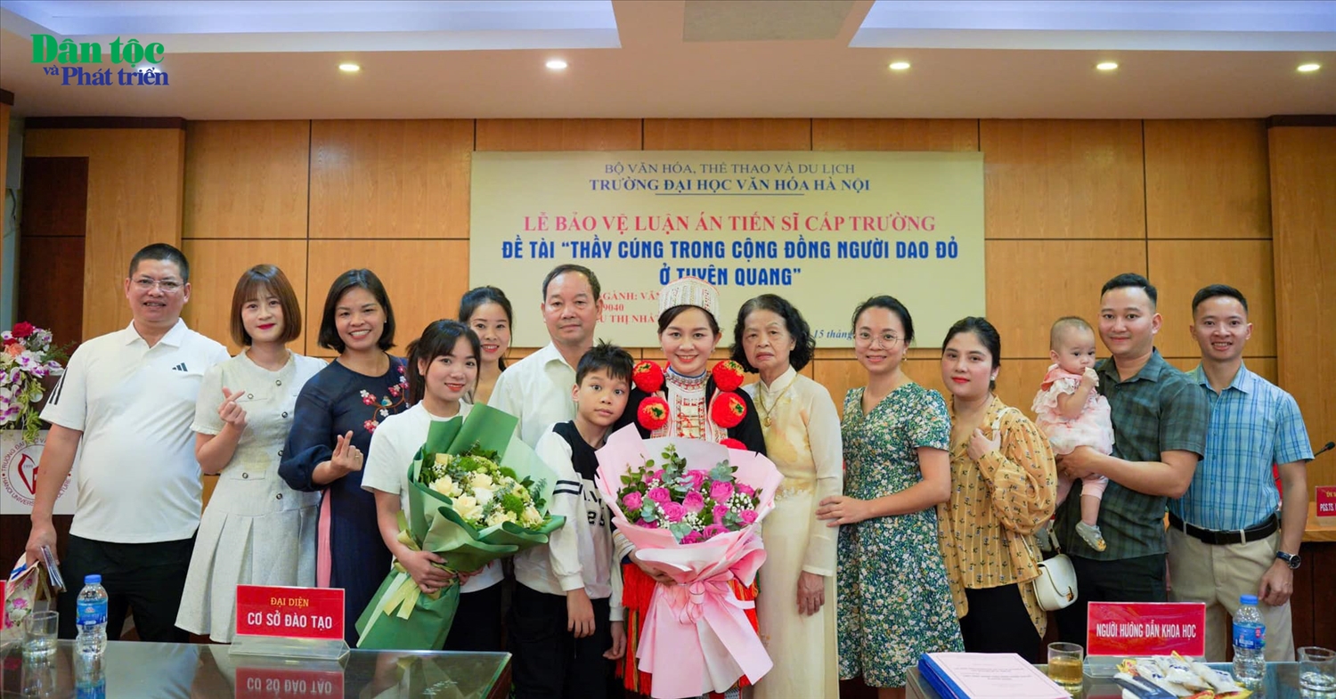 Học vấn - Con đường phát triển bền vững của người Dao: Nền văn hóa tôn vinh người trí thức (Bài 3)